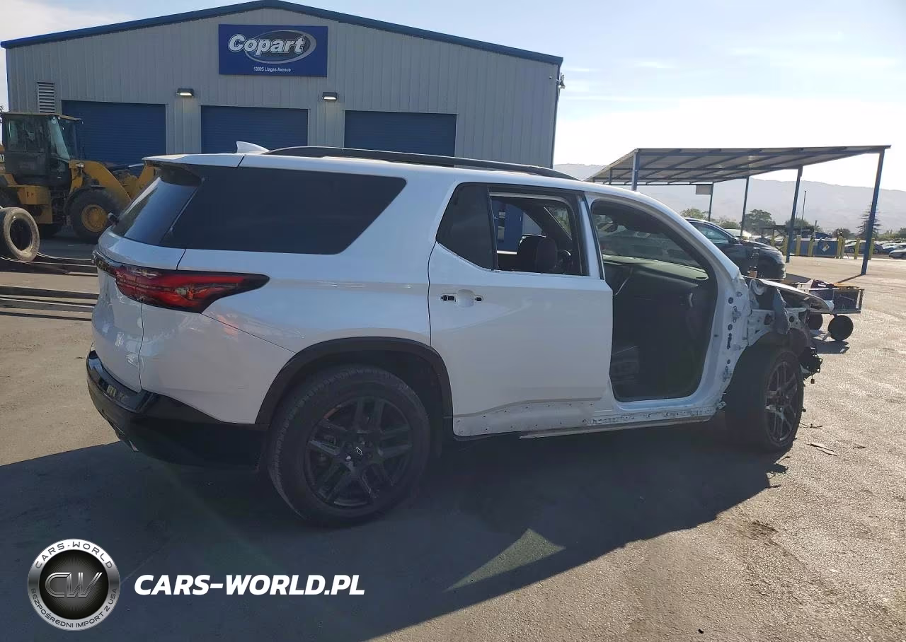 2023 Chevrolet Traverse Premier VIN:1GNERKKW5PJ245414 - 3