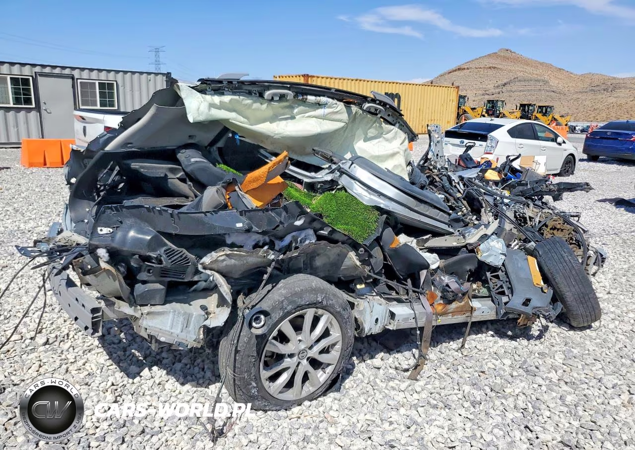 2018 Nissan Rogue Sv VIN:KNMAT2MT1JP528070 - 3
