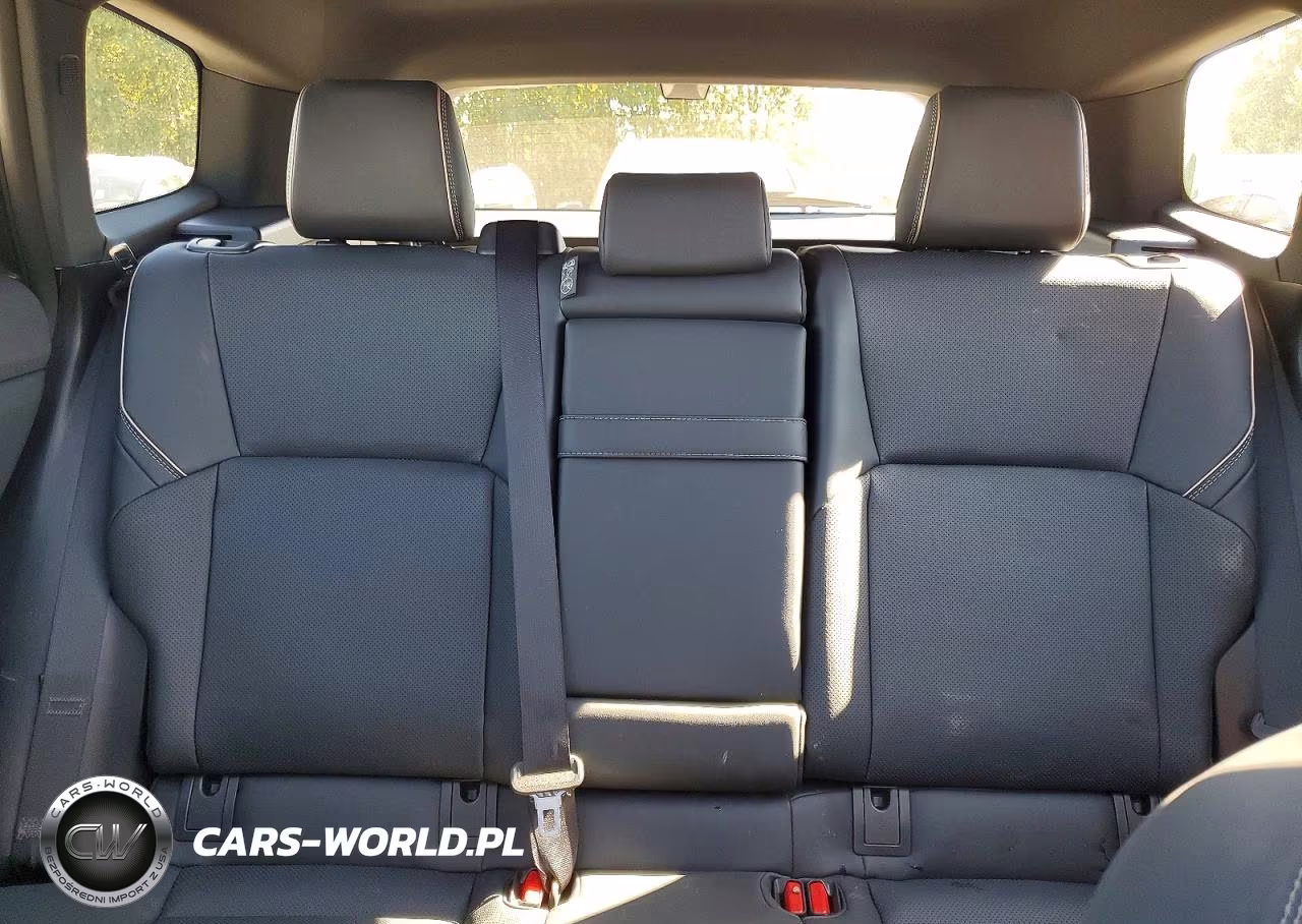 2026 Toyota Crown Signia Limited VIN:JTDACAAJ6T3042510 - 10
