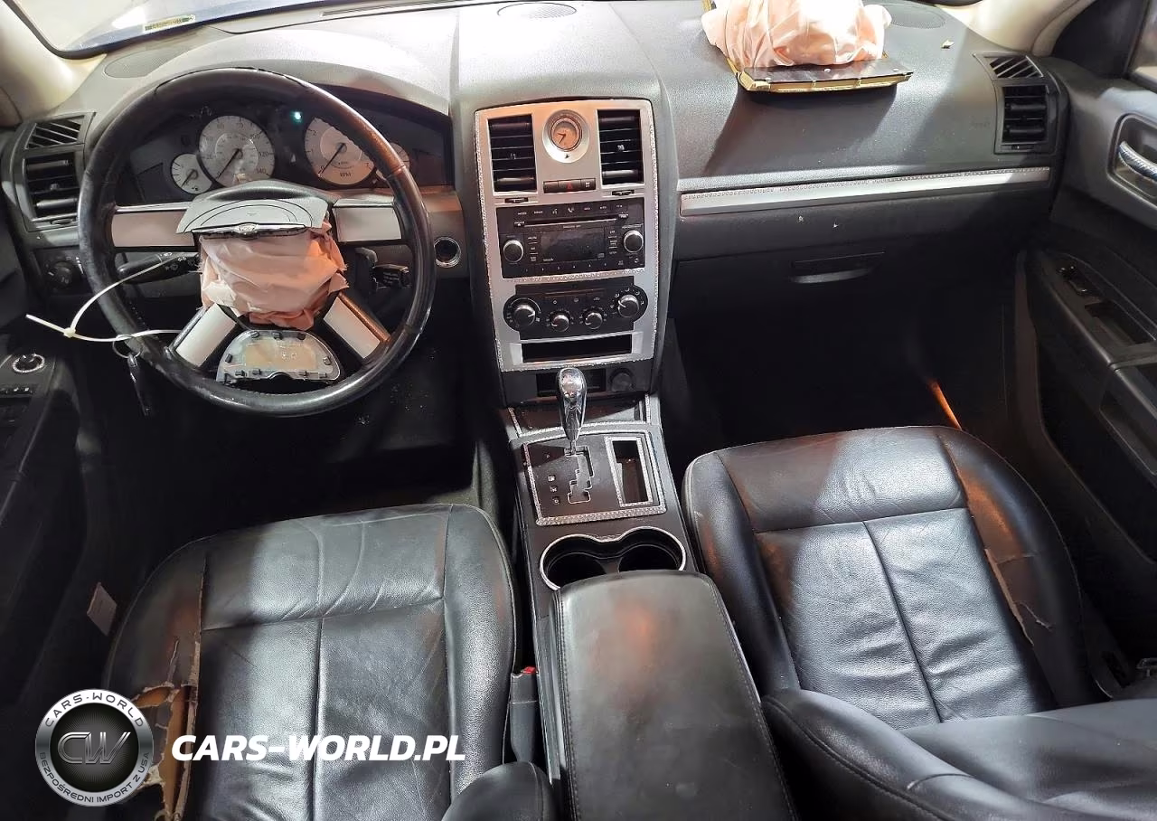 2009 Chrysler 300 Touring VIN:2C3KK53V79H638864 - 8