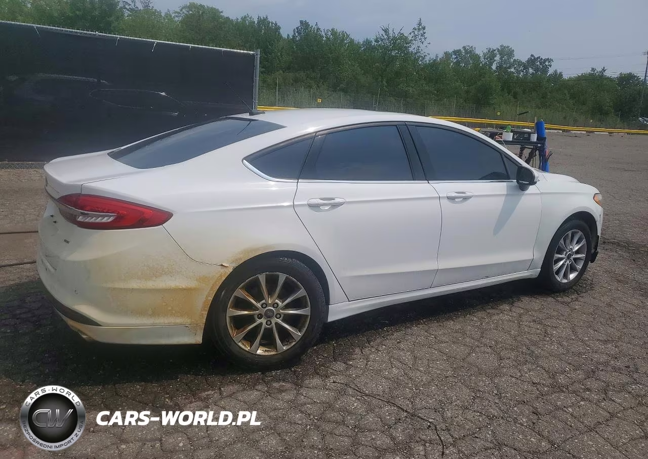 2017 Ford Fusion Se VIN:3FA6P0H79HR120470 - 3