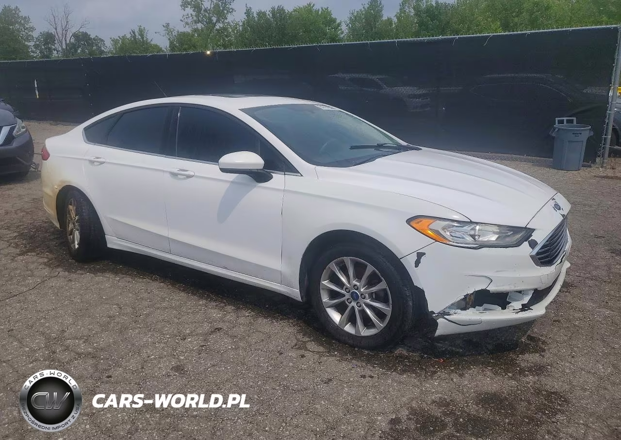 2017 Ford Fusion Se VIN:3FA6P0H79HR120470 - 4