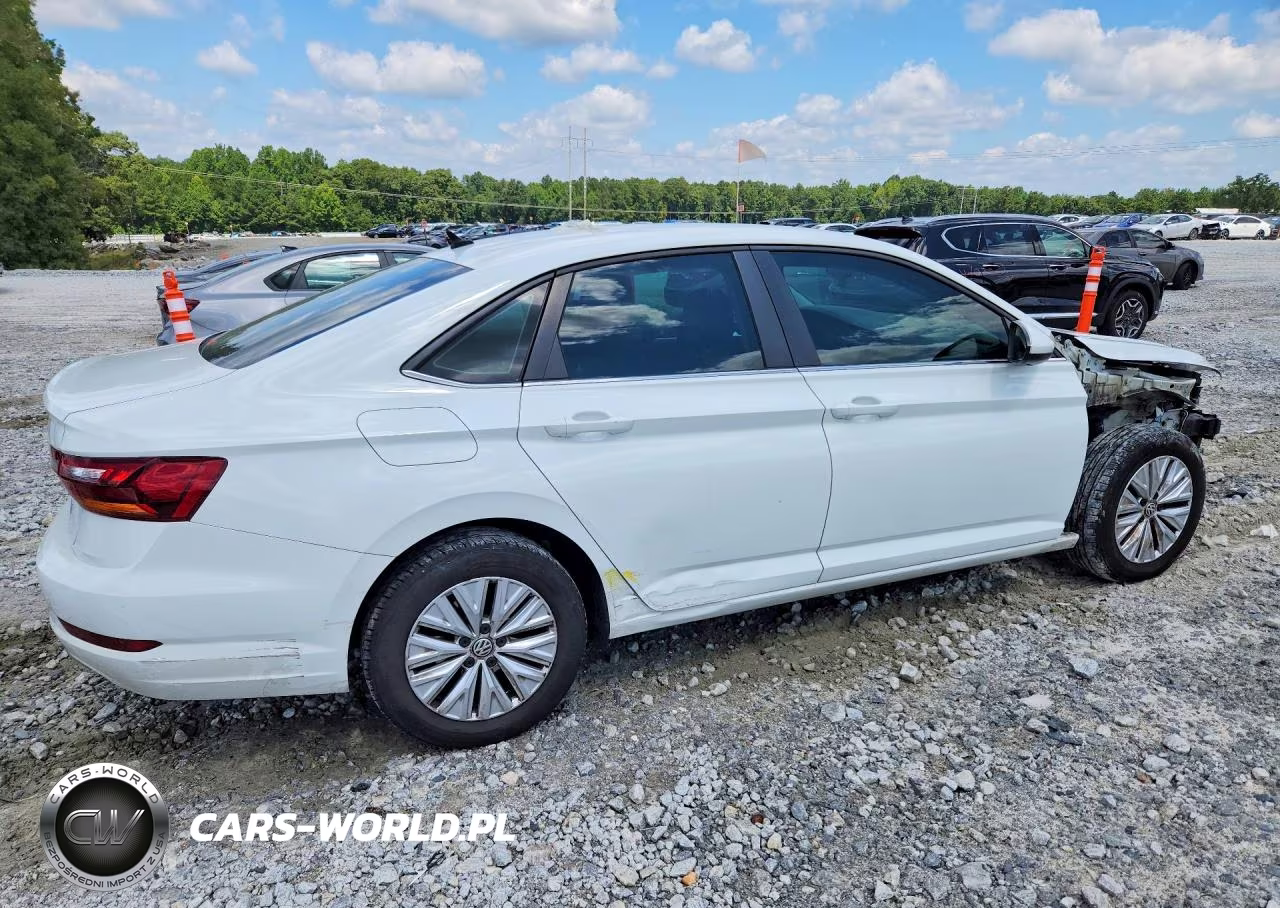 2019 Volkswagen Jetta S VIN:3VWCB7BU6KM238769 - 3