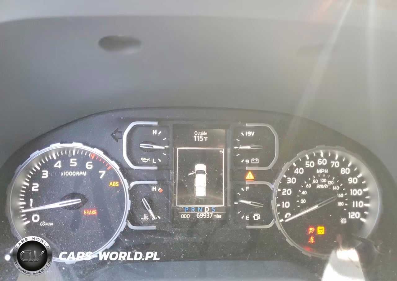 2018 Toyota Tundra Crewmax Sr5 VIN:5TFEM5F13JX126045 - 9