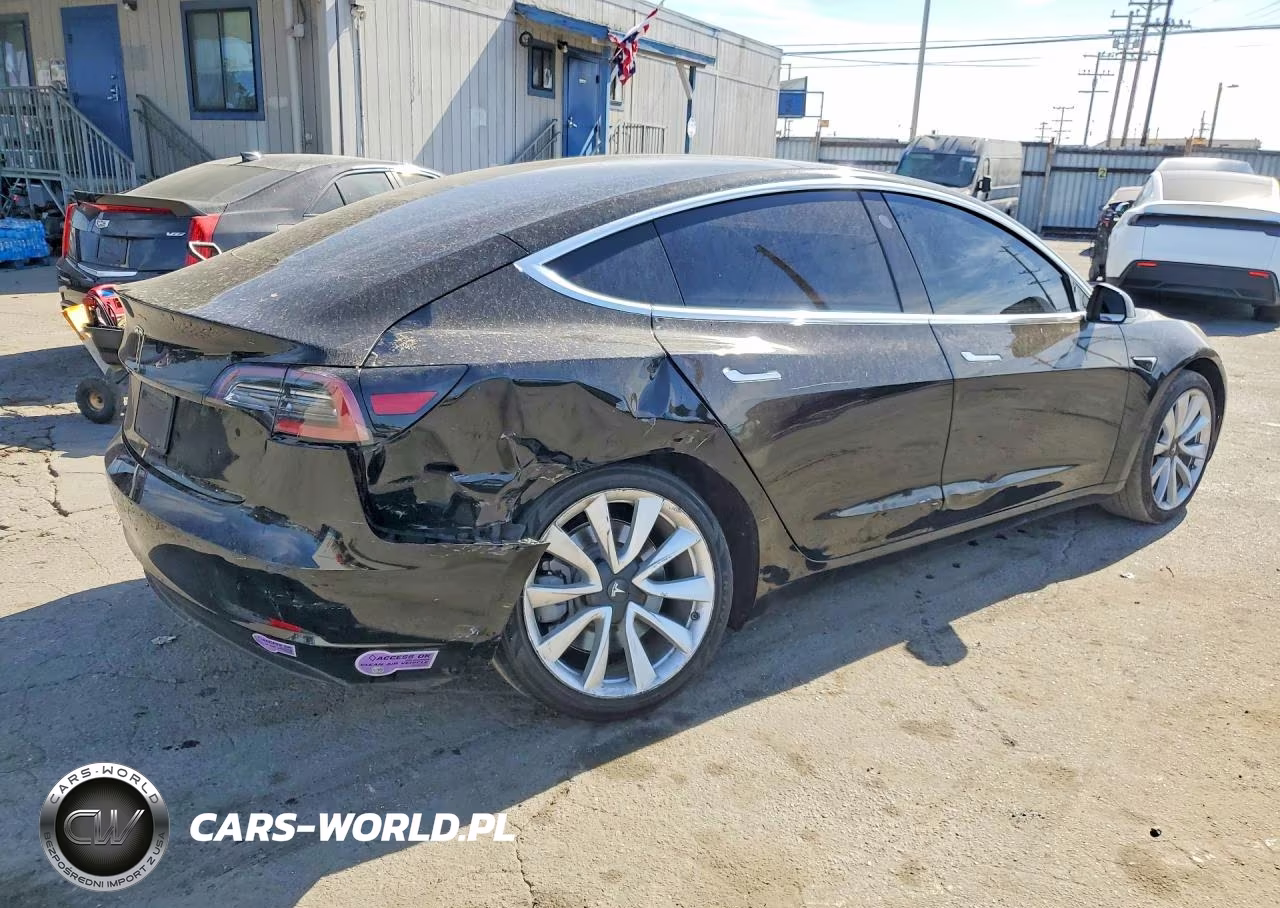 2018 Tesla Model 3 VIN:5YJ3E1EA0JF176376 - 3