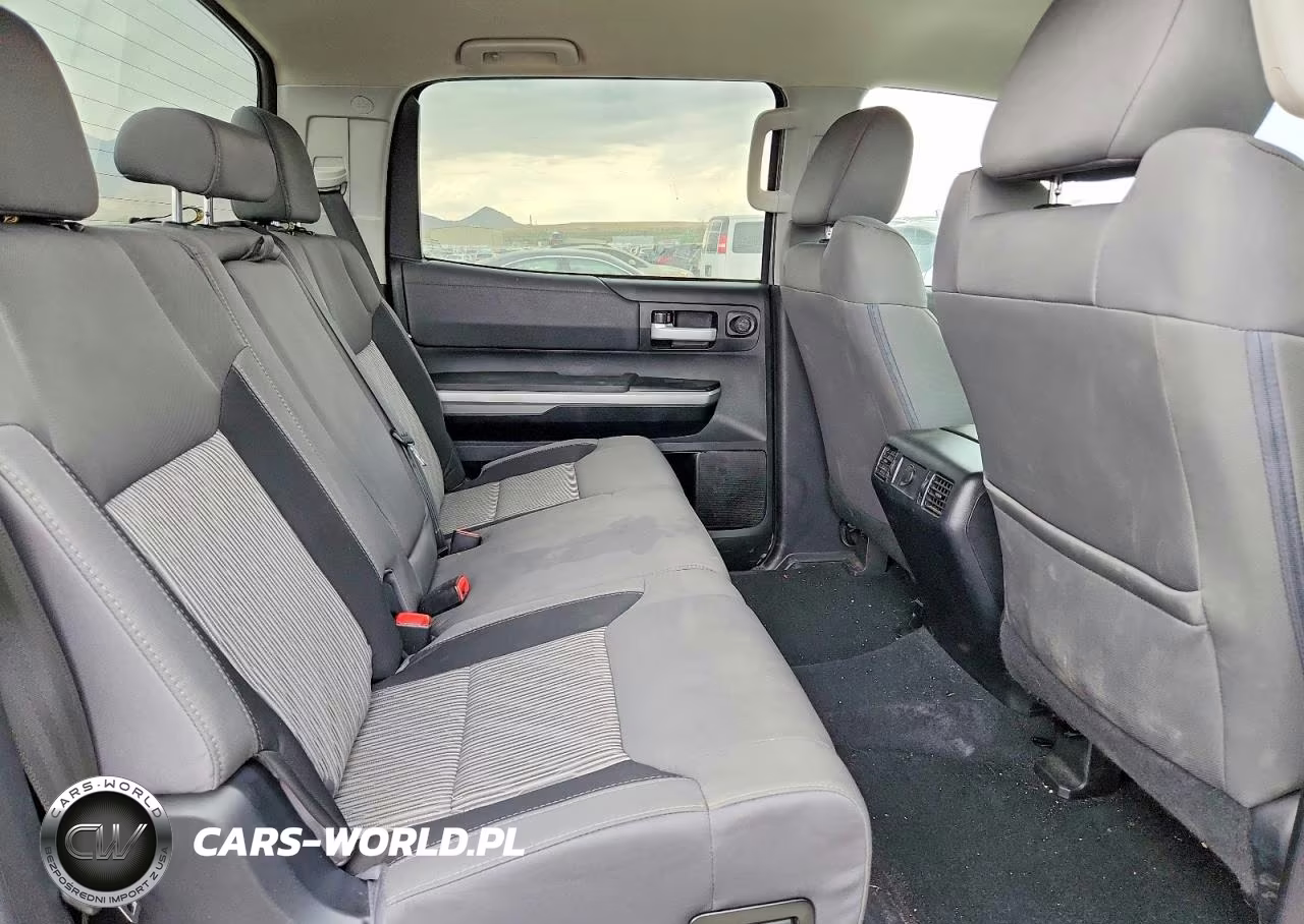 2017 Toyota Tundra Sr5 VIN:5TFDW5F10HX605636 - 10