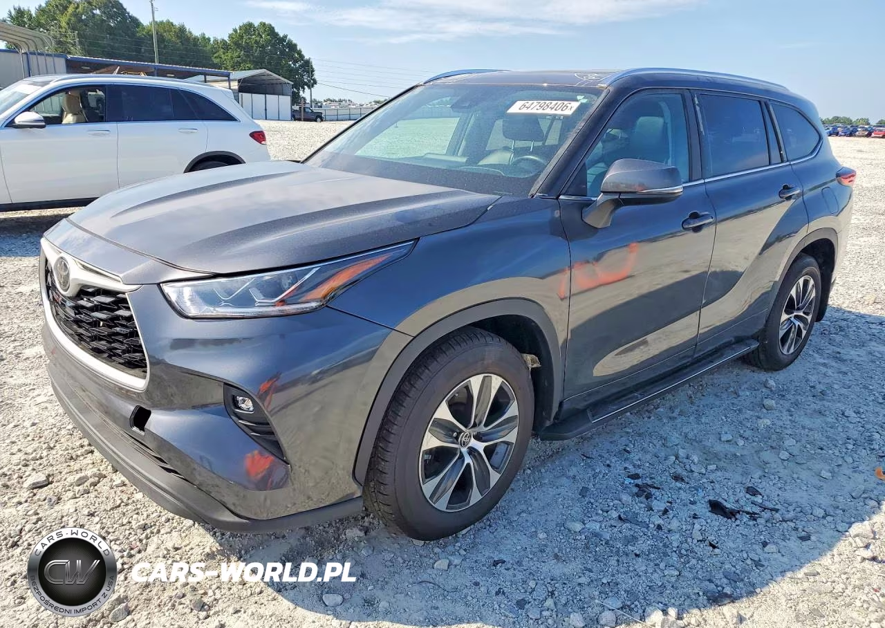 2021 Toyota Highlander Xle – zdjęcie 1 z 13