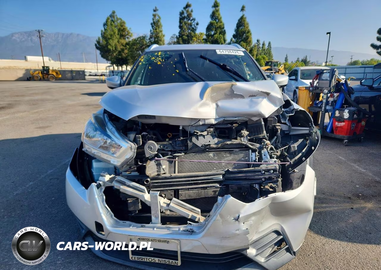 2019 Nissan Kicks Sv VIN:3N1CP5CU8KL519620 - 5