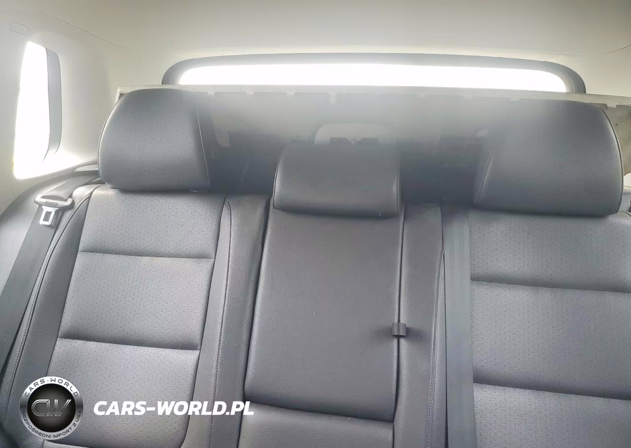 2017 Volkswagen Tiguan S VIN:WVGBV7AX5HK000134 - 10