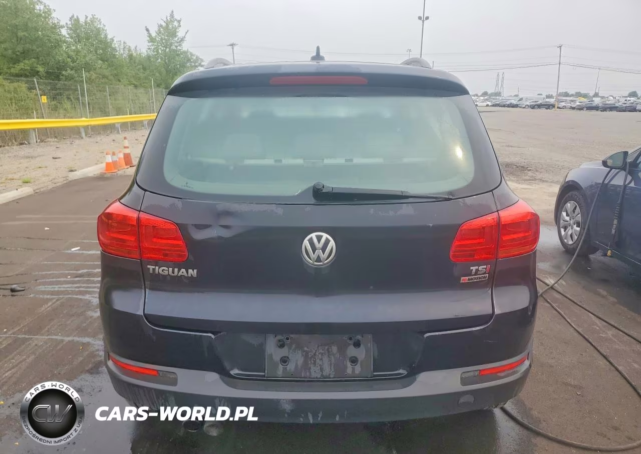 2017 Volkswagen Tiguan S VIN:WVGBV7AX5HK000134 - 6