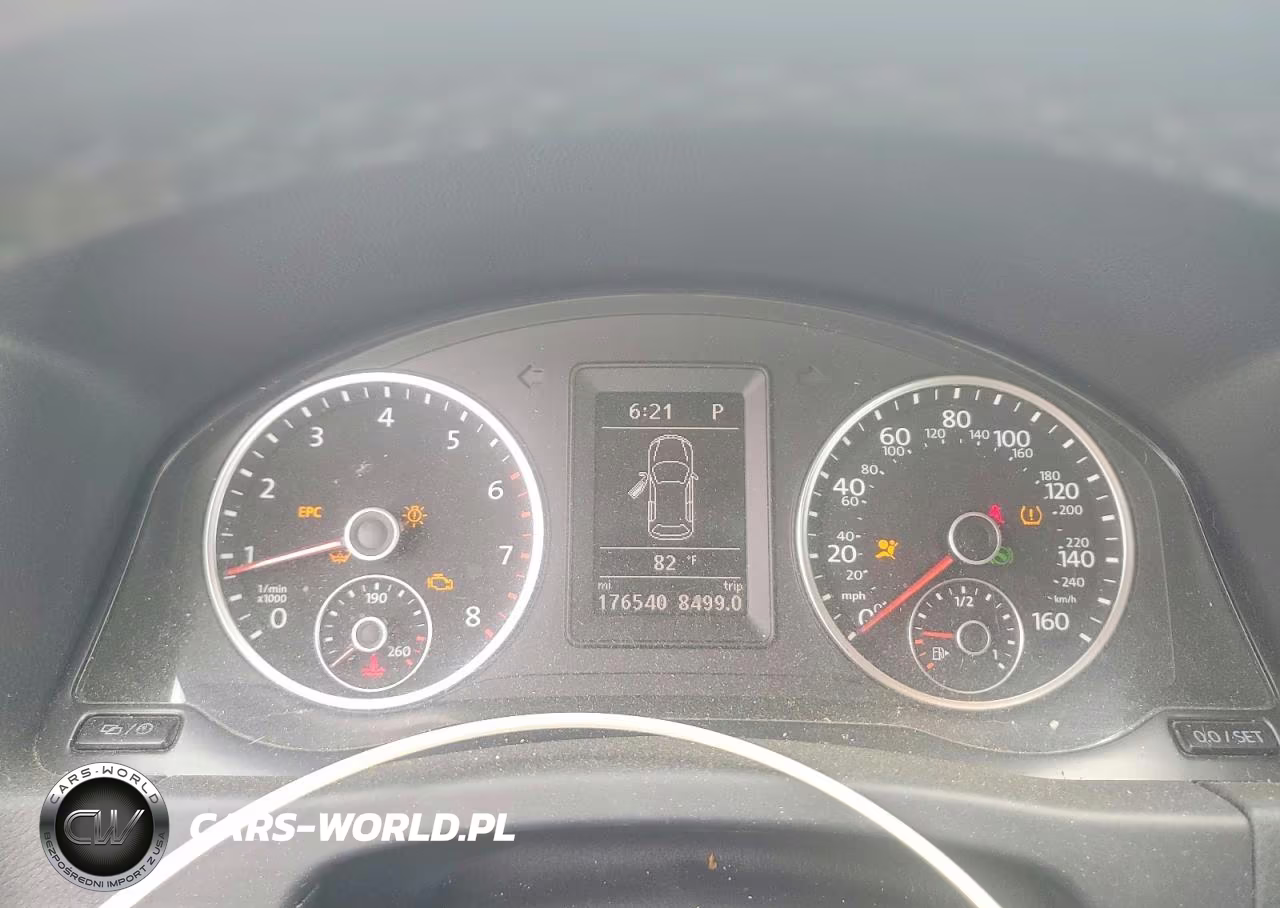 2017 Volkswagen Tiguan S VIN:WVGBV7AX5HK000134 - 9