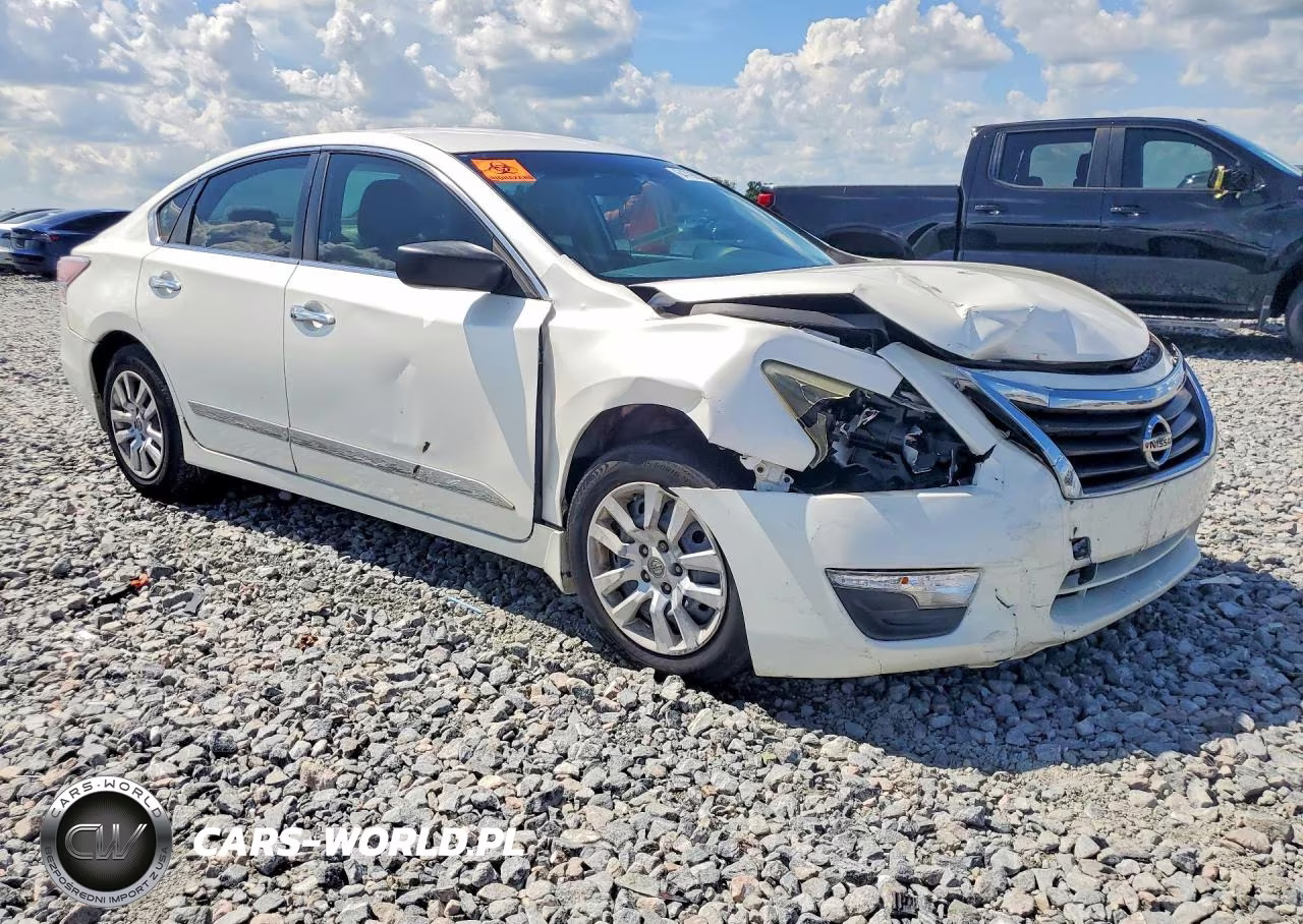 2015 Nissan Altima 2.5 S VIN:1N4AL3AP7FC106791 - 4