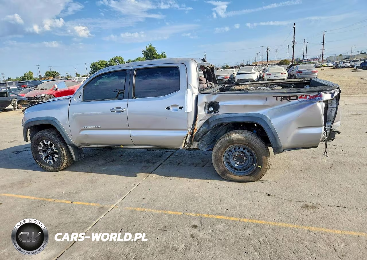 TOYOTA TACOMA VIN:5TFCZ5AN9HX108498 - 2