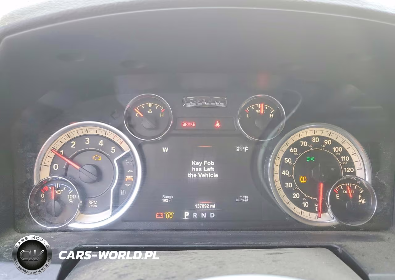 2017 Ram 1500 Laramie VIN:1C6RR7NMXHS881640 - 9