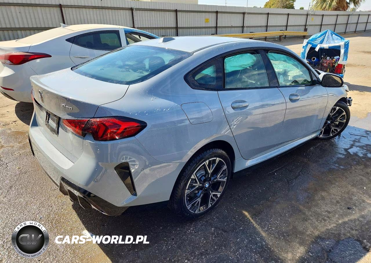 2026 BMW 228Xi VIN:WBA23GG0XT7W08499 - 3