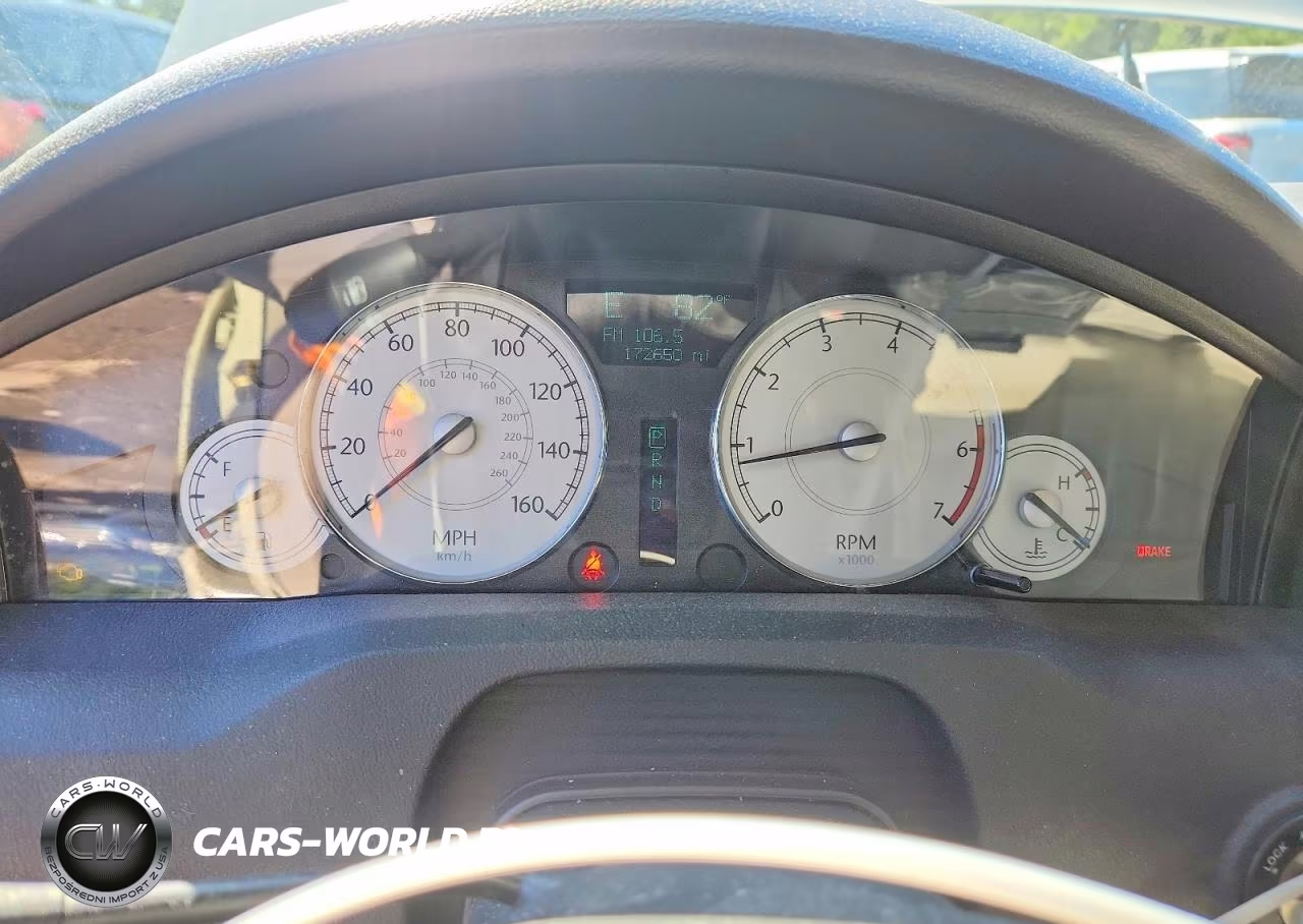 2005 Chrysler 300C VIN:2C3JA63H25H563323 - 9