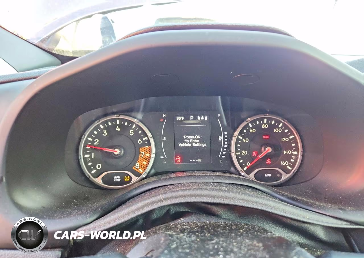2019 Jeep Renegade Latitude VIN:ZACNJABB9KPJ77826 - 9