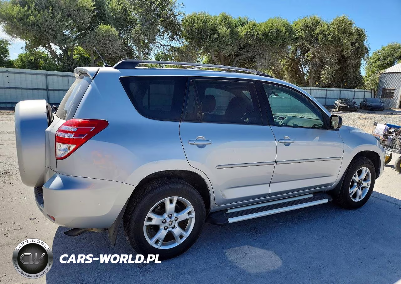 2011 Toyota Rav4 Base VIN:2T3ZF4DV5BW052645 - 3