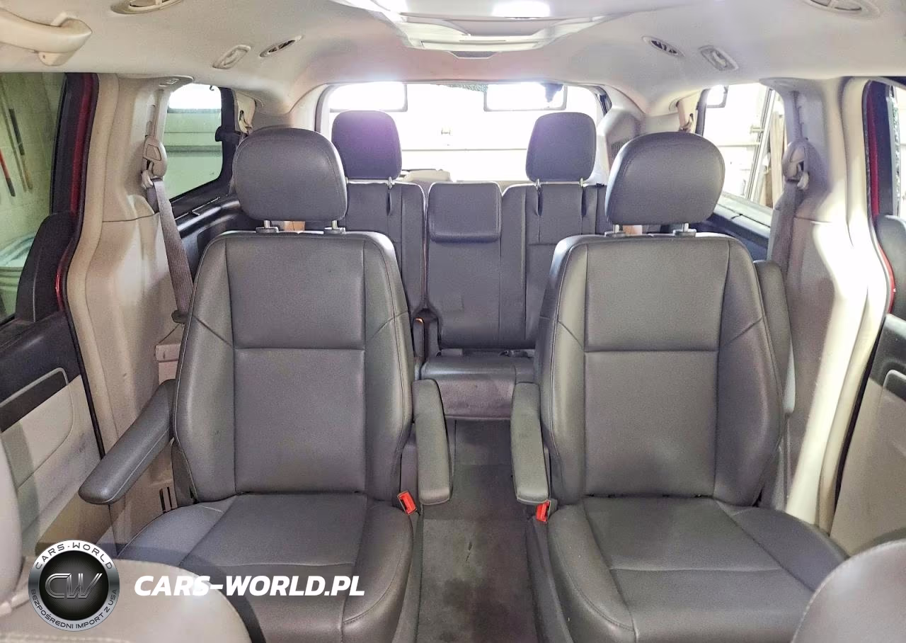 2014 Volkswagen Routan Se VIN:2C4RVABG0ER134738 - 10