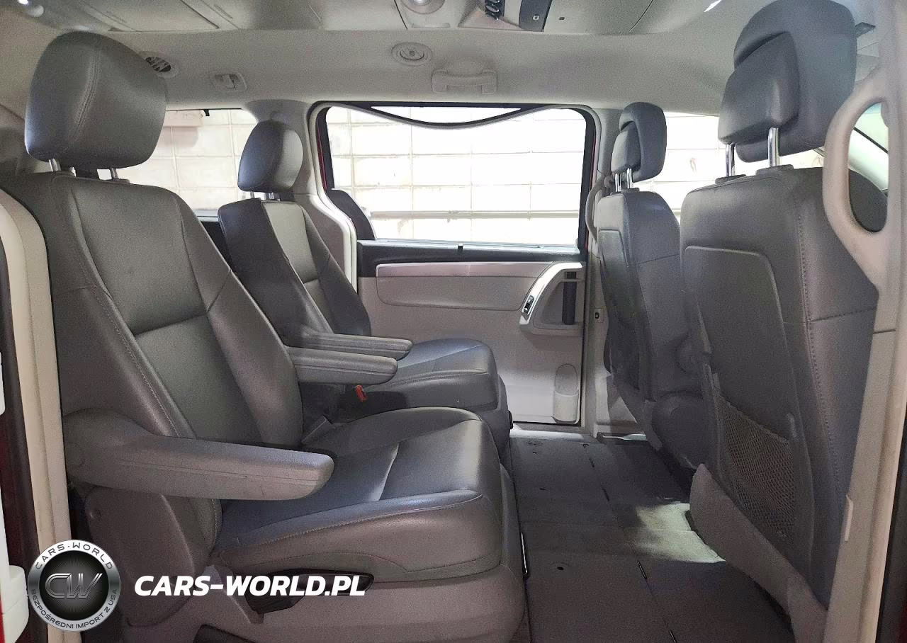 2014 Volkswagen Routan Se VIN:2C4RVABG0ER134738 - 11