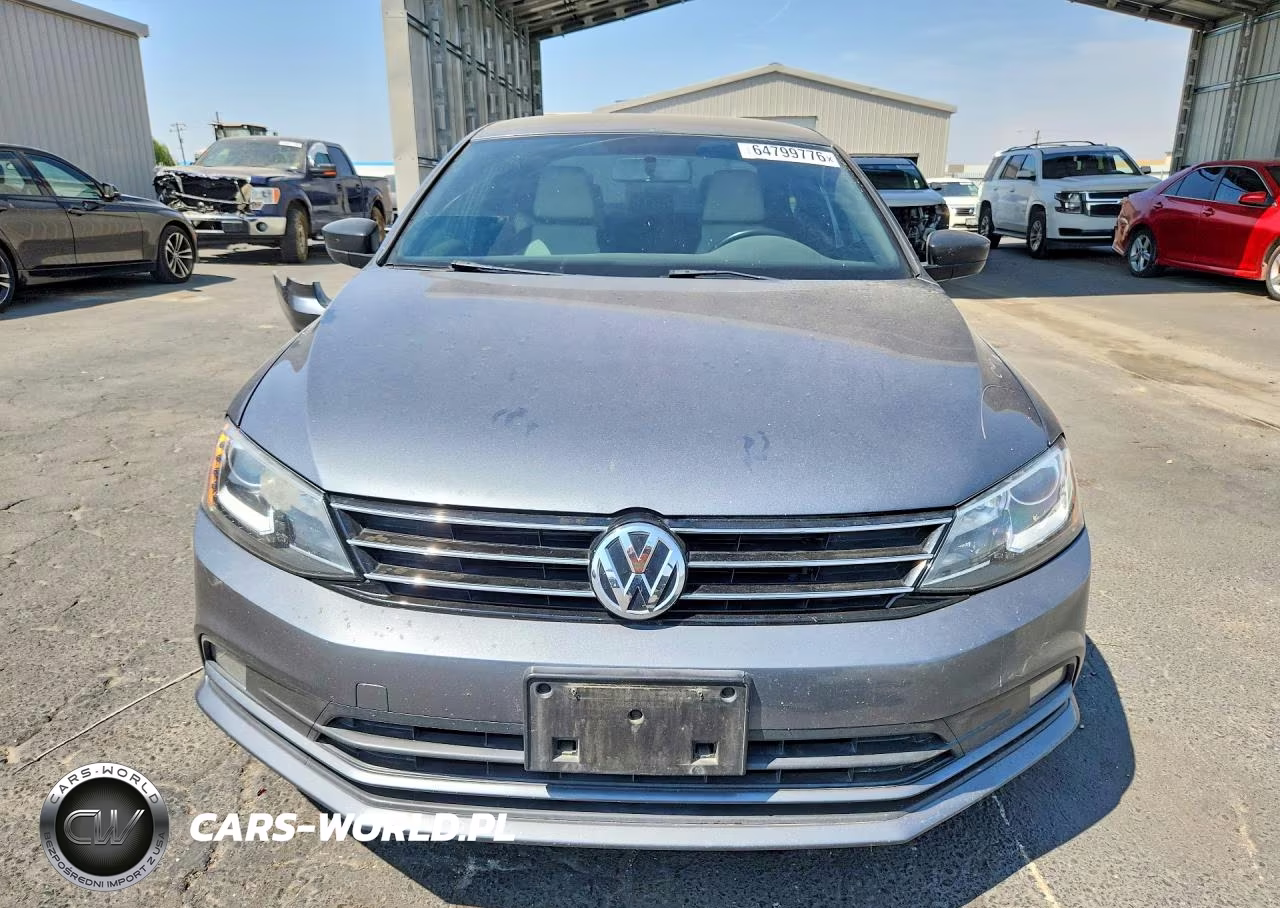 2016 Volkswagen Jetta Sport VIN:3VWD17AJ8GM302722 - 5