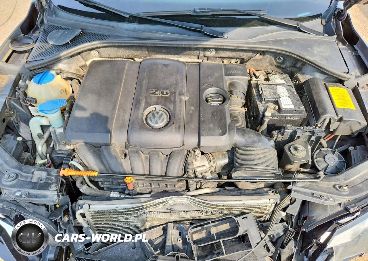 2012 Volkswagen Passat S VIN:1VWAH7A30CC110464 - 11