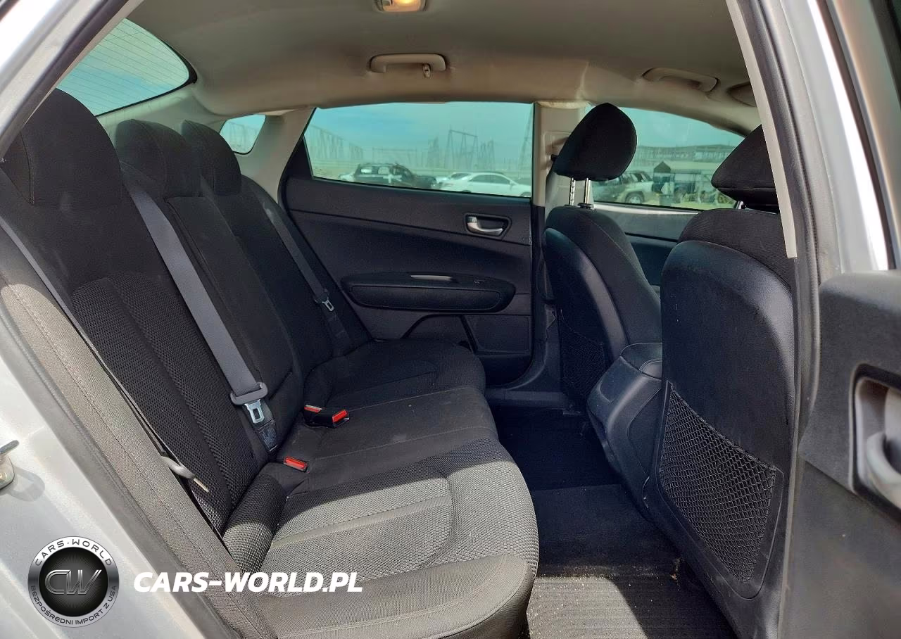 2019 Kia Optima Lx VIN:5XXGT4L36KG354903 - 10