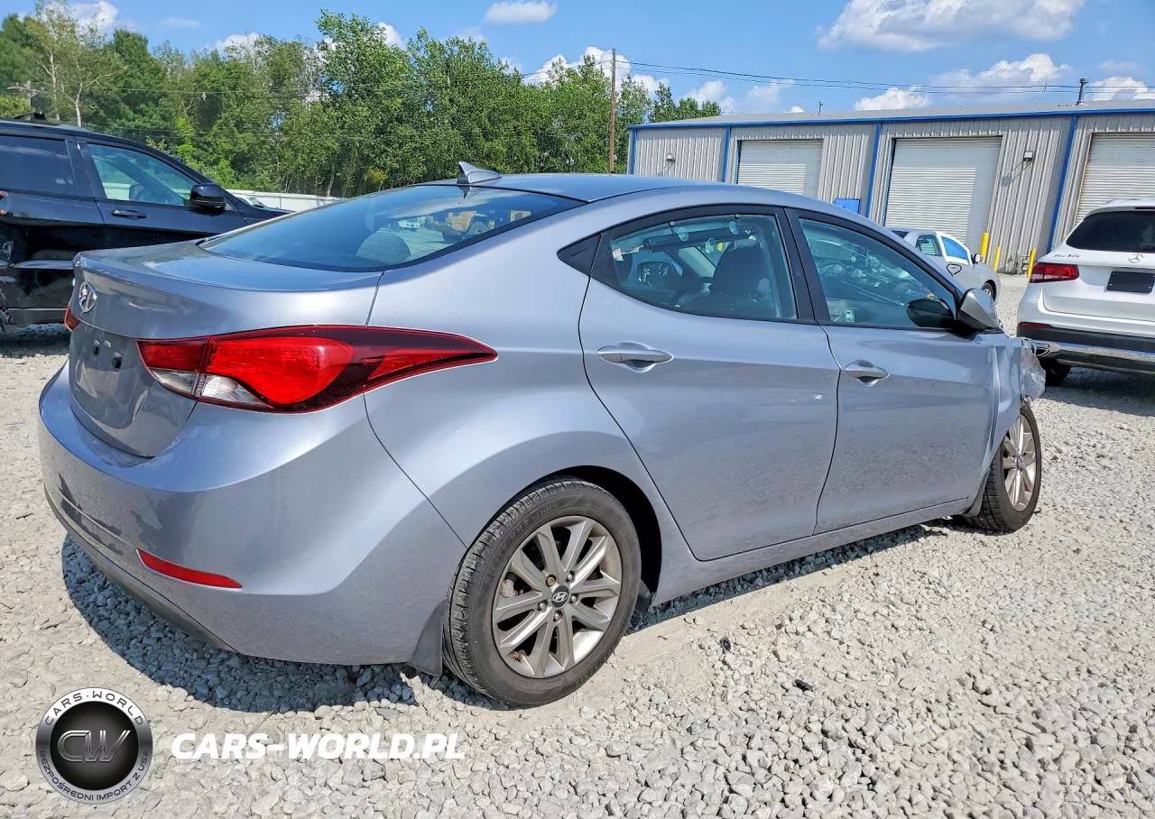 2016 Hyundai Elantra Se VIN:5NPDH4AE5GH724601 - 3