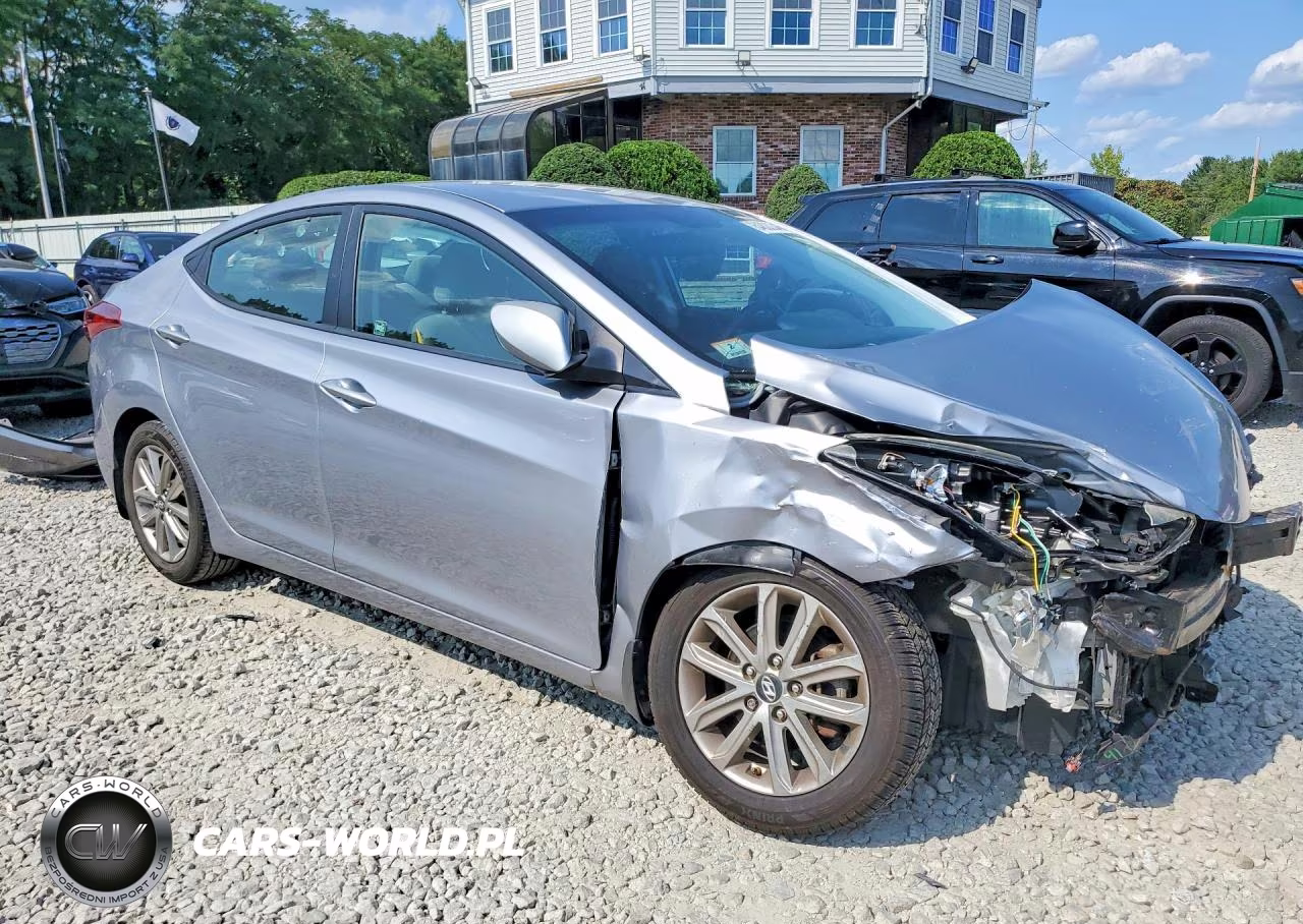 2016 Hyundai Elantra Se VIN:5NPDH4AE5GH724601 - 4
