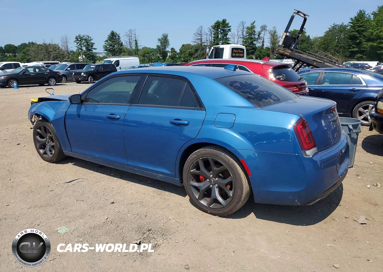 2021 Chrysler 300 Touring VIN:2C3CCAAG3MH515893 - 2