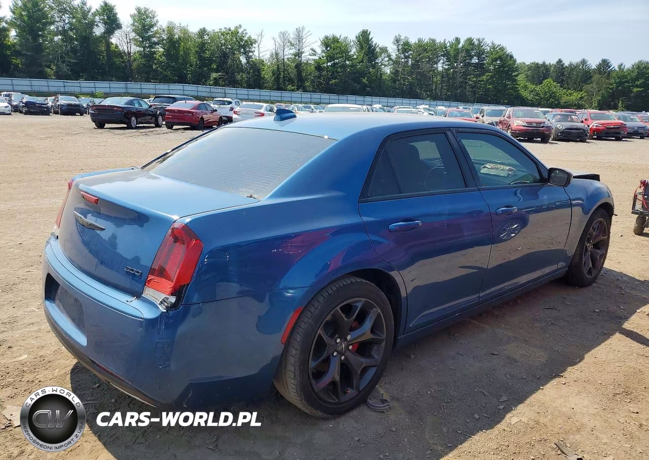 2021 Chrysler 300 Touring VIN:2C3CCAAG3MH515893 - 3