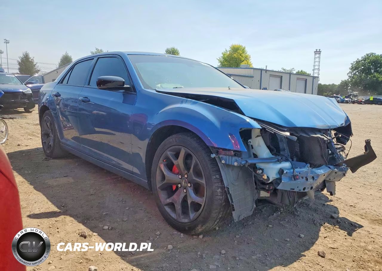 2021 Chrysler 300 Touring VIN:2C3CCAAG3MH515893 - 4