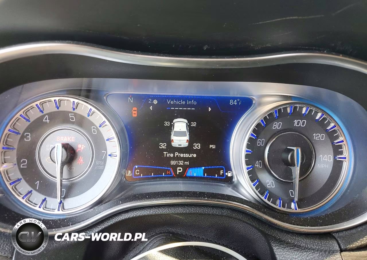 2021 Chrysler 300 Touring VIN:2C3CCAAG3MH515893 - 9