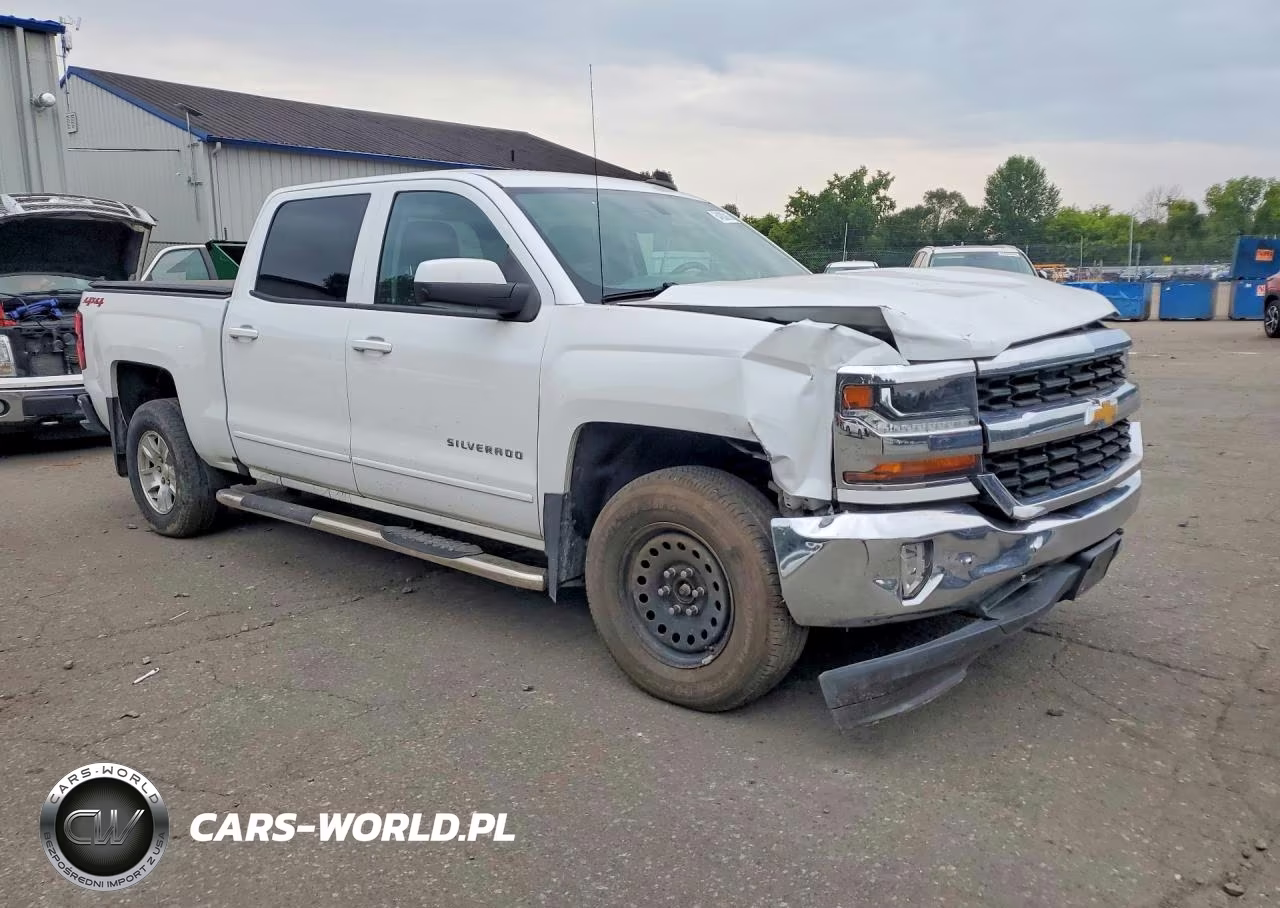 2018 Chevrolet Silverado K1500 Lt VIN:3GCUKREC9JG589226 - 4