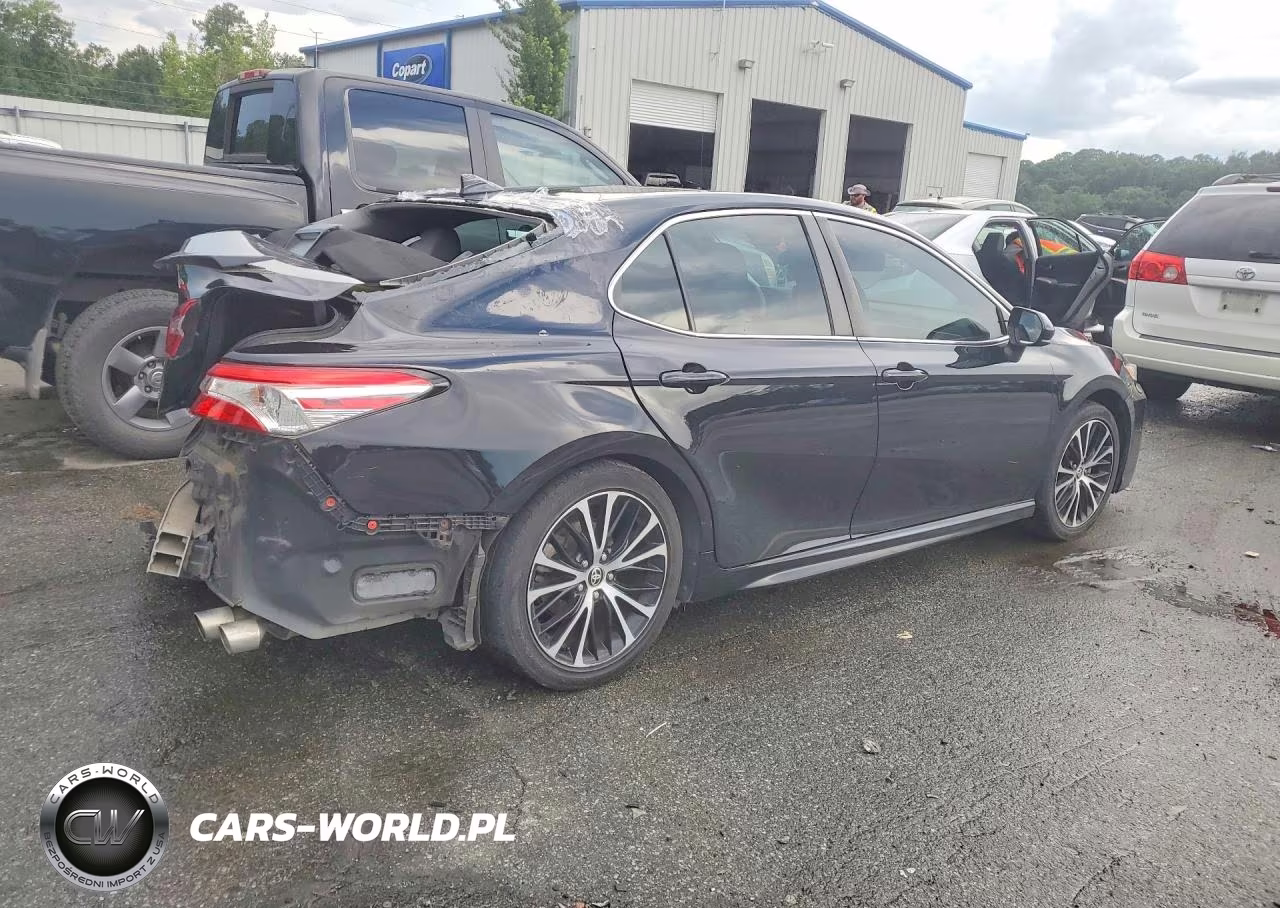 2020 Toyota Camry Se VIN:4T1G11AK4LU501094 - 3