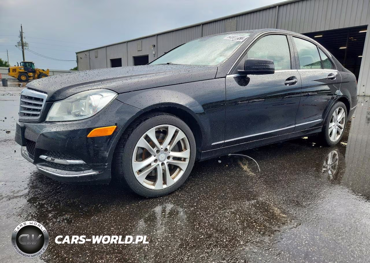 2014 Mercedes-Benz C 300 4Matic – zdjęcie 1 z 12