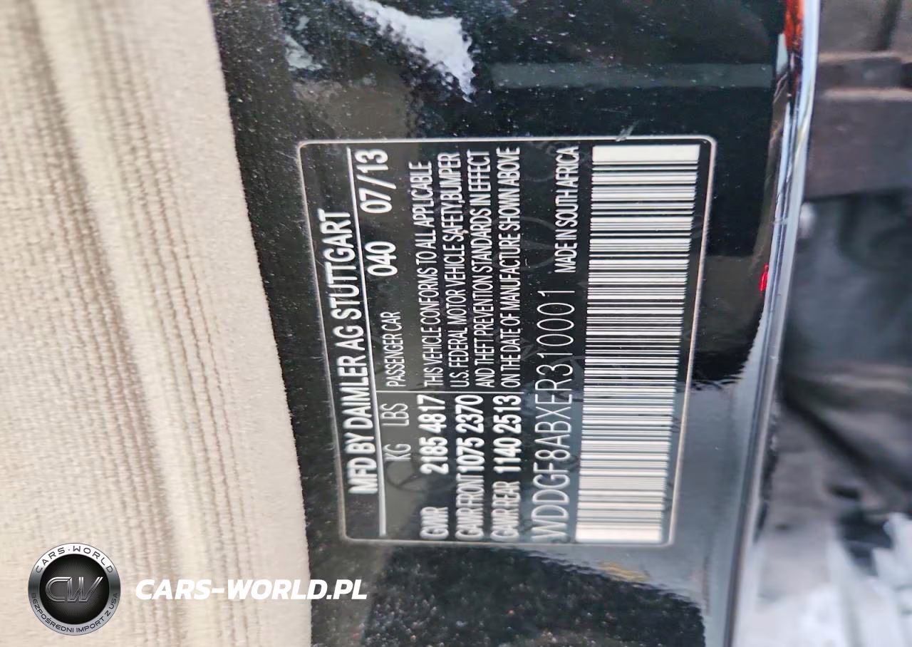 2014 Mercedes-Benz C 300 4Matic VIN:WDDGF8ABXER310001 - 12