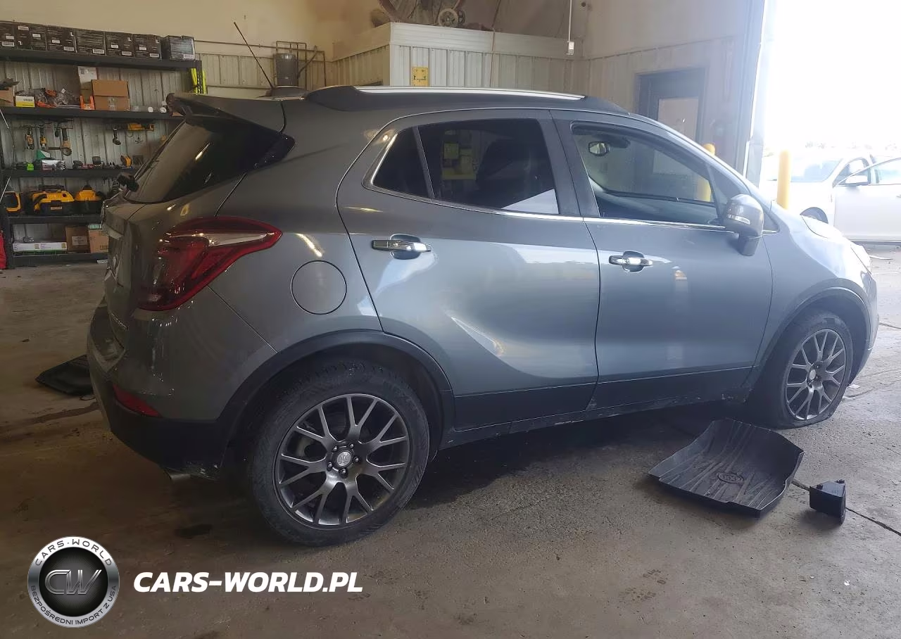 2019 Buick Encore Sport Touring VIN:KL4CJ1SB8KB788039 - 3