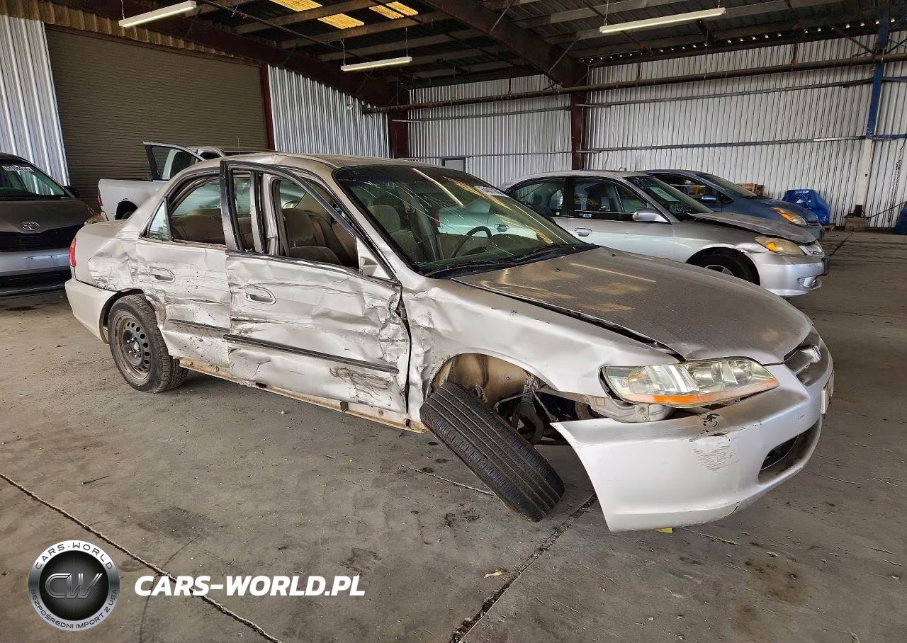 1999 Honda Accord Lx VIN:1HGCG1646XA028464 - 4