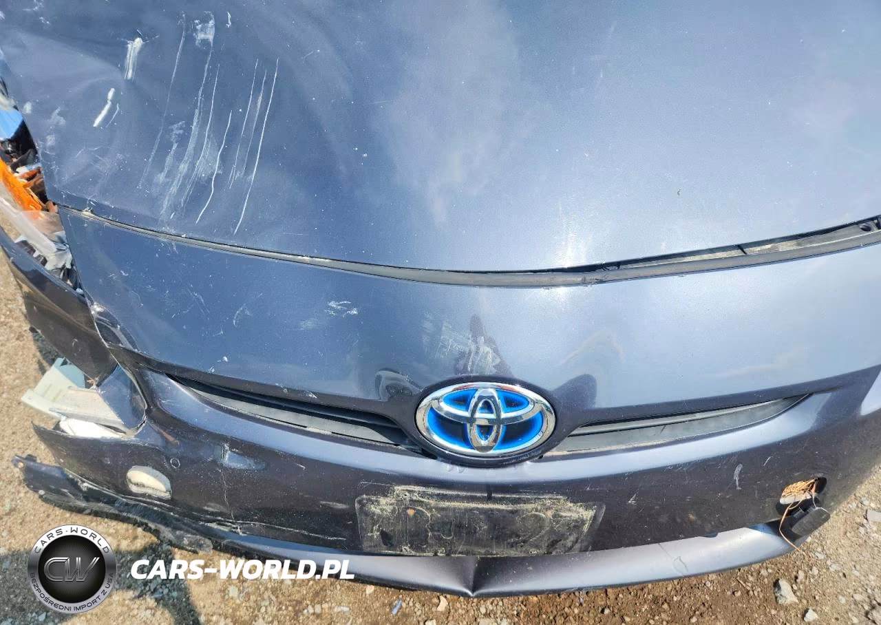 2011 Toyota Prius Two VIN:JTDKN3DU2B1429808 - 11