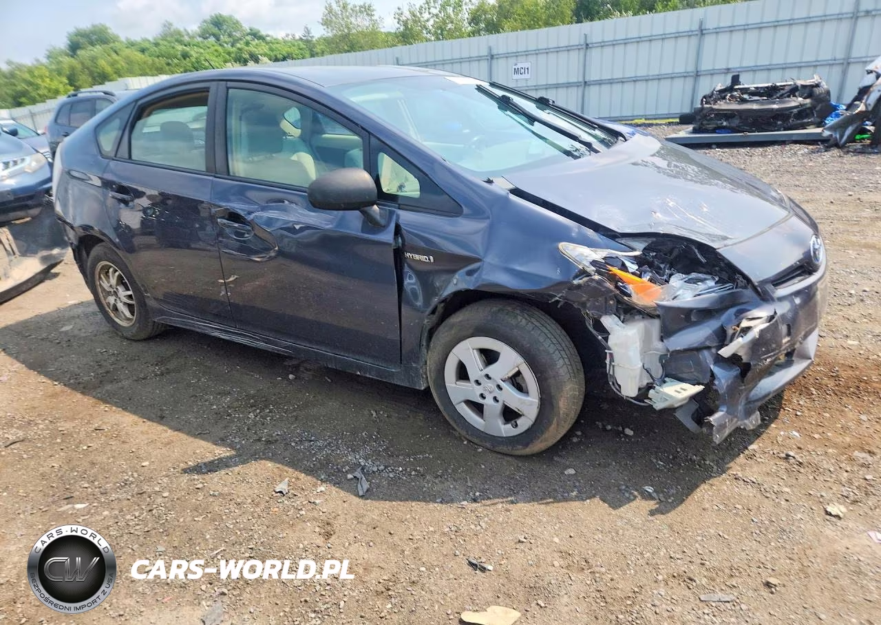 2011 Toyota Prius Two VIN:JTDKN3DU2B1429808 - 4