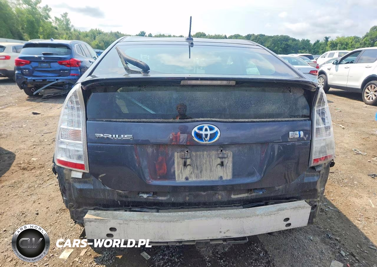 2011 Toyota Prius Two VIN:JTDKN3DU2B1429808 - 6