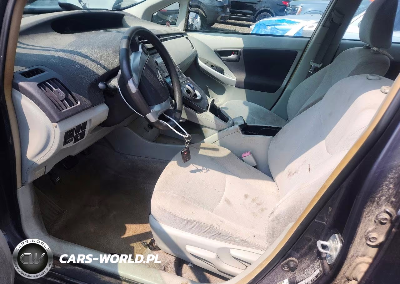 2011 Toyota Prius Two VIN:JTDKN3DU2B1429808 - 7