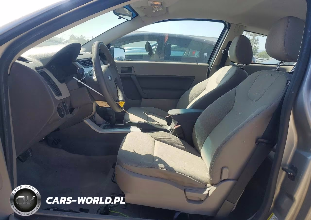 2008 Ford Focus S-Se VIN:1FAHP32N18W216804 - 7