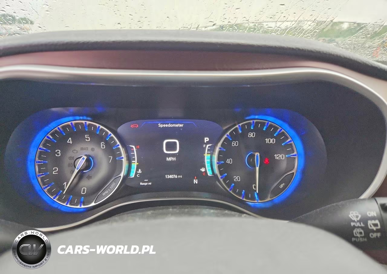 2020 Chrysler Pacifica Limited VIN:2C4RC1GG1LR156386 - 9