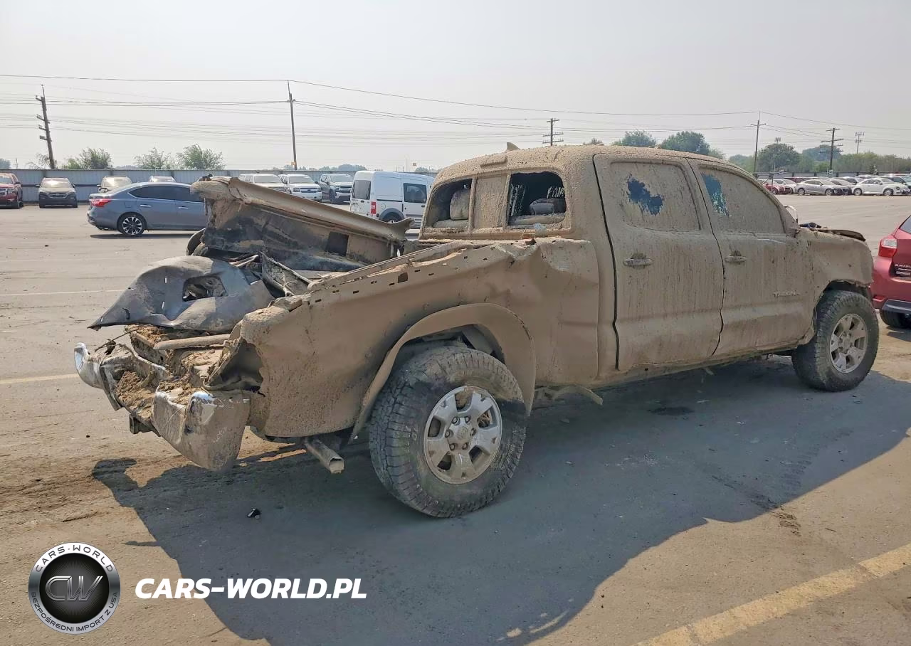 2012 Toyota Tacoma VIN:3TMMU4FN4CM046397 - 3
