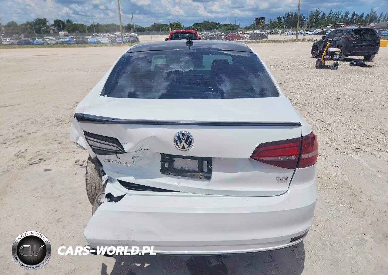 2018 Volkswagen Jetta Sport VIN:3VWD17AJ1JM228762 - 6