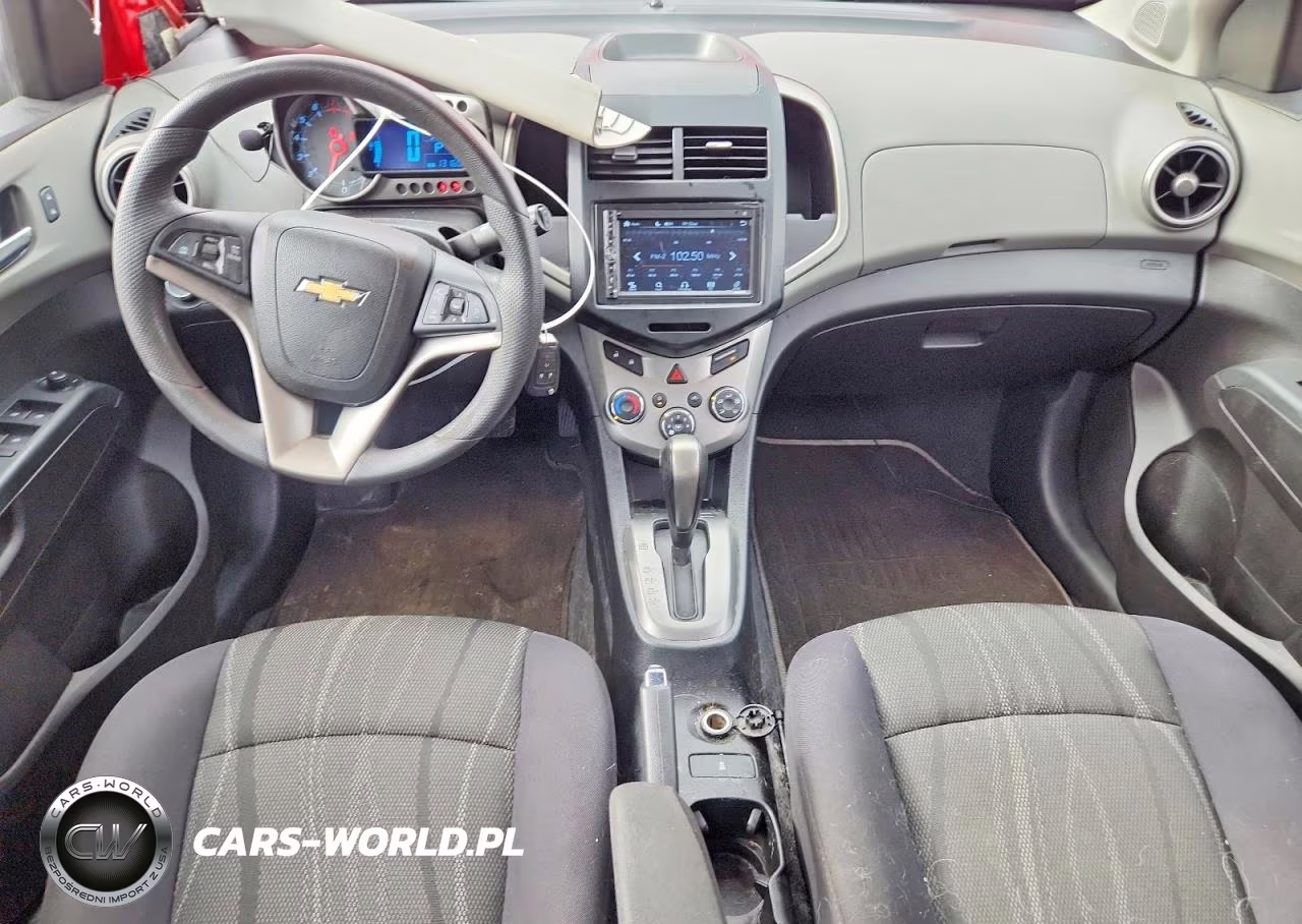 2015 Chevrolet Sonic Lt VIN:1G1JC6SB1F4155373 - 8