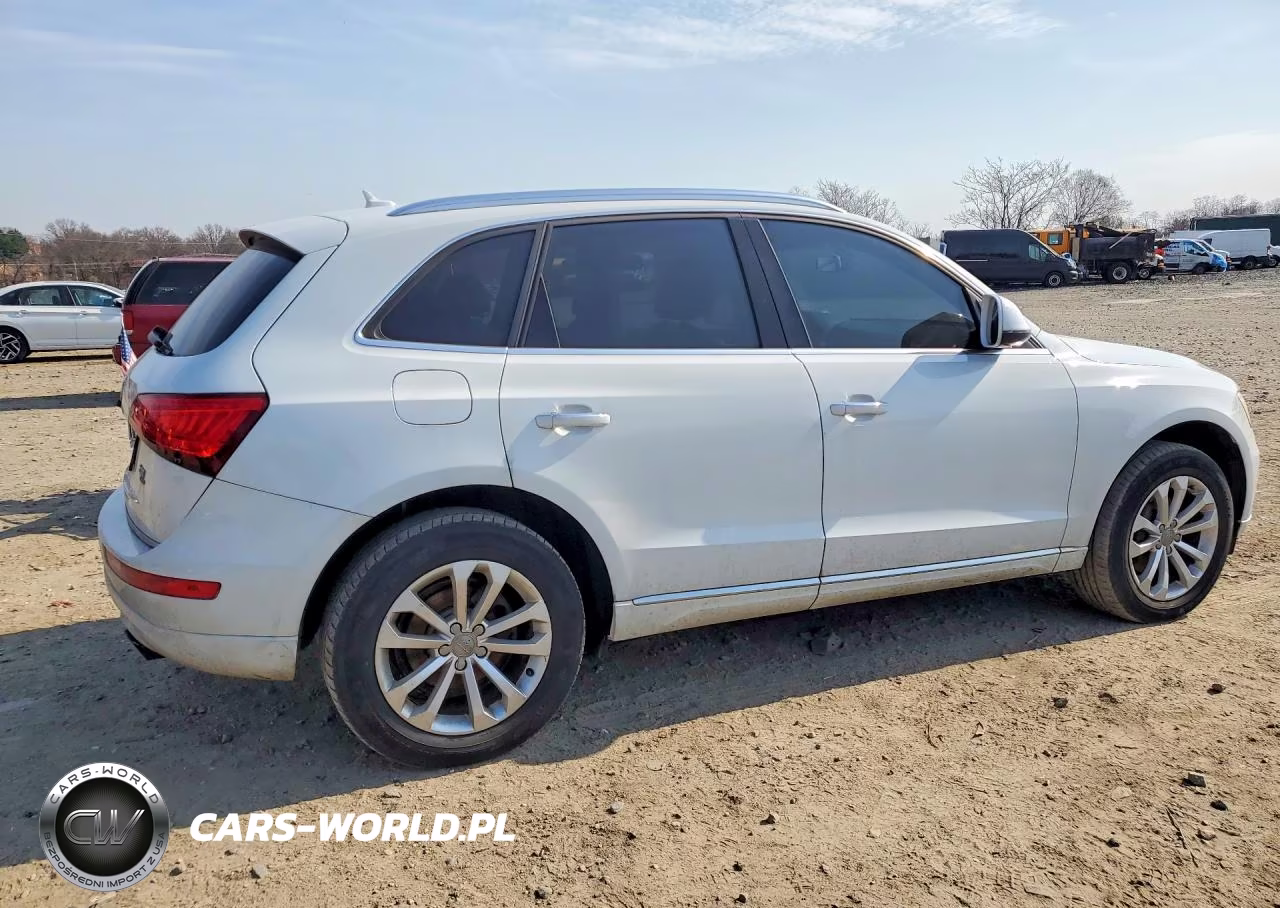 2015 Audi Q5 Premium VIN:WA1CFAFP0FA043854 - 3