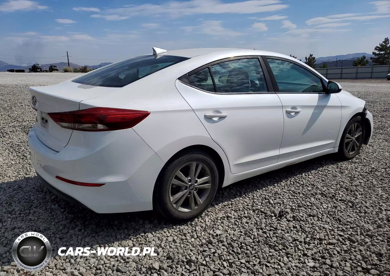2018 Hyundai Elantra Sel VIN:5NPD84LFXJH224642 - 3